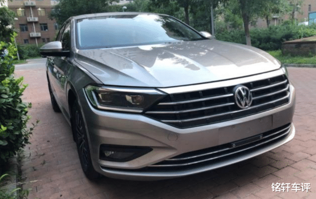 大众迈腾：15万提了一台“小迈腾”，配1.4T王牌动力，长近4米8感觉赚了