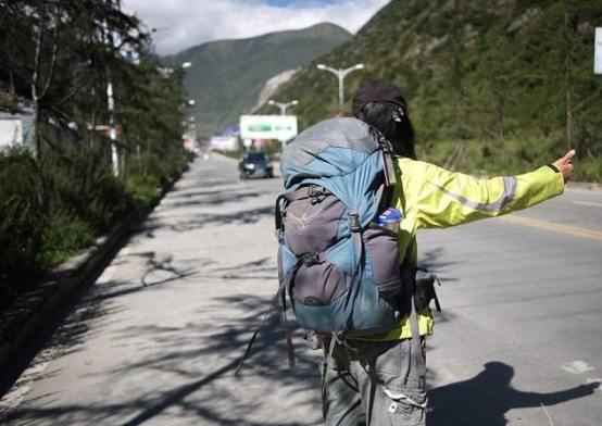 穷游|女生一个人独自穷游西藏，半路却直言后悔：实在是太可怕了！