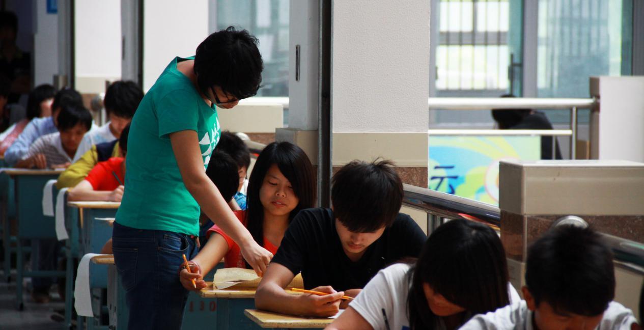 物理|面对明年的高考“新的”科目搭配，不选这3门，想要考名校很难