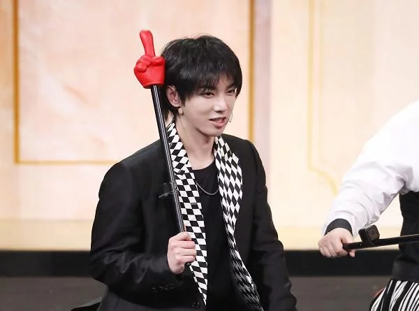 华晨宇：《王牌》总导演评价华晨宇，听完他说的话，粉丝：这才是最高评价