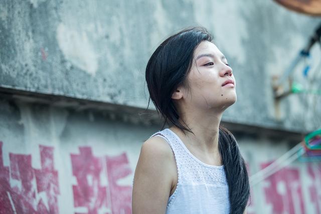 香港电影|盘点五部近十年没能在内地上映的港片佳作，这才是港片的味道