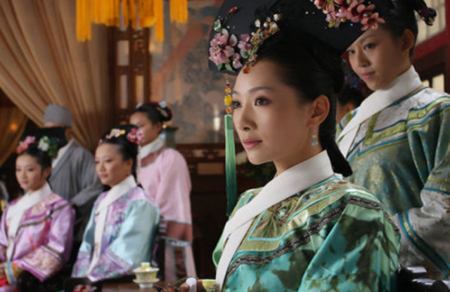 安陵容|《甄嬛传》:安陵容至死不知为何皇上临走要拍她的肚子,细思极恐