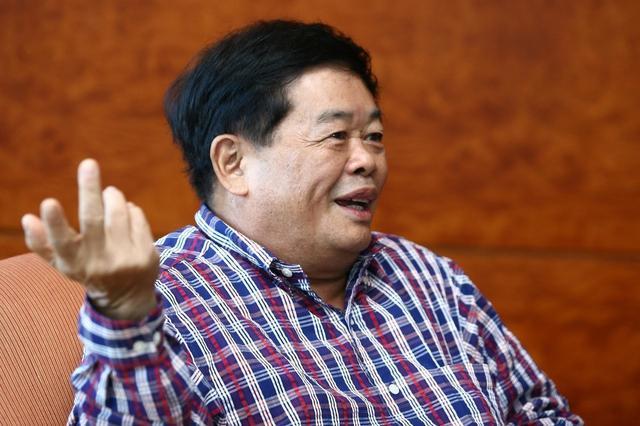 任正非|华为任正非VS福耀曹德旺：是否破格提高员工薪资待遇？你更支持谁