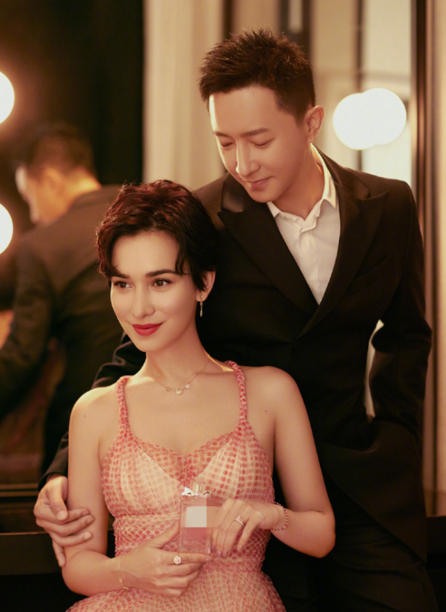 卢靖姗|?有种“整容”叫结婚1年，韩庚还是帅气的男神，卢靖姗近照被嘲像阿姨