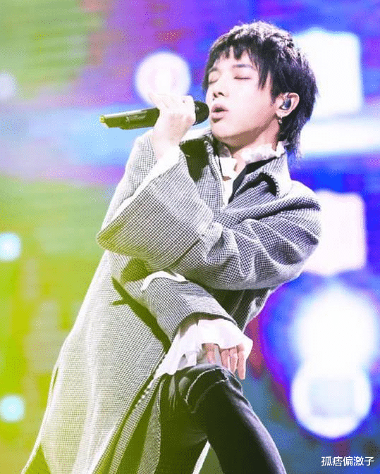 『华晨宇』华晨宇凭什么被称为华语乐坛的领军人物，遭到众人质疑