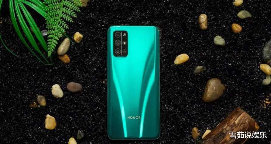 #华为荣耀#雷军的性价比又回来了！四款5G旗舰同时大降，华为荣耀正面迎击！