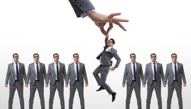 ##为什么职场同事之间，会存在孤立现象？搞懂这3点，让你站稳脚步