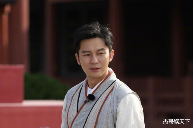 「间谍」《奔跑吧》三个间谍都不会玩,尤其是baby,要不然好人根本赢不了