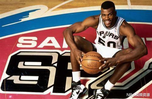 得分王▲NBA最有争议的五次得分王：科比白送杜兰特，奥尼尔最为悲剧！