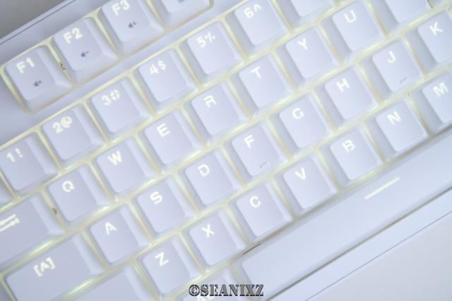 机械键盘|精致外形与极致手感：雷柏MT710办公机械键盘