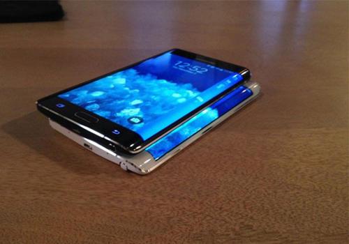 「曲面屏」手机是曲面屏好还是非曲面屏好？对此，网友们也是各抒己见