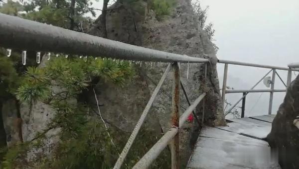 光明网视频|刚刚，河南这些地方下！雪！了