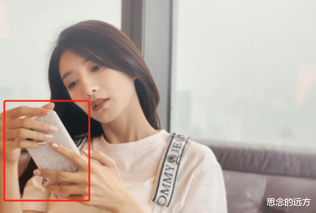 华为|为啥明星没有代言费,却纷纷抛弃苹果换华为,得知原因太过现实!