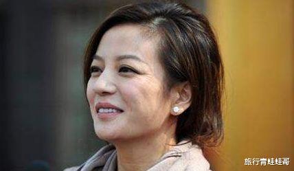 「赵薇」赵薇亮出护照正式公开国籍，看到护照照片，粉丝无话可说