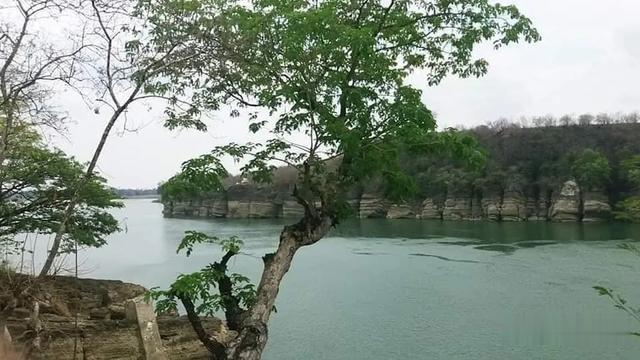 澳大利亚@疫情带给缅甸如此惊喜!人类活动停止后,浑了45年的江水清了