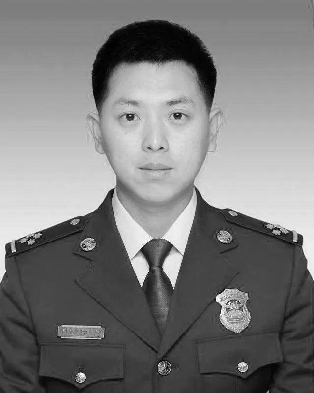 王建@痛心！一个95后，一个研究生，壮烈牺牲