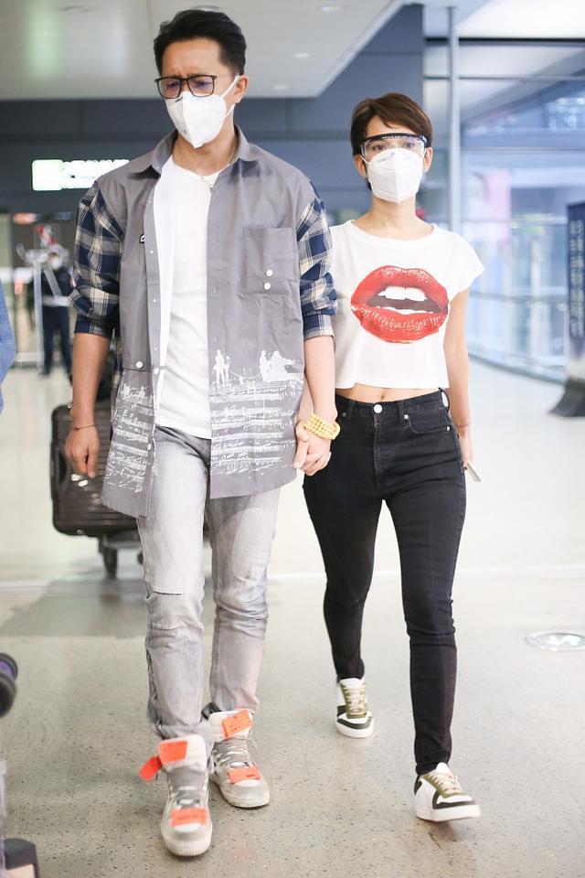 「卢靖姗」穿情侣装过时了!剪情侣发型才更真爱,看卢靖姗、韩庚就知有多飒