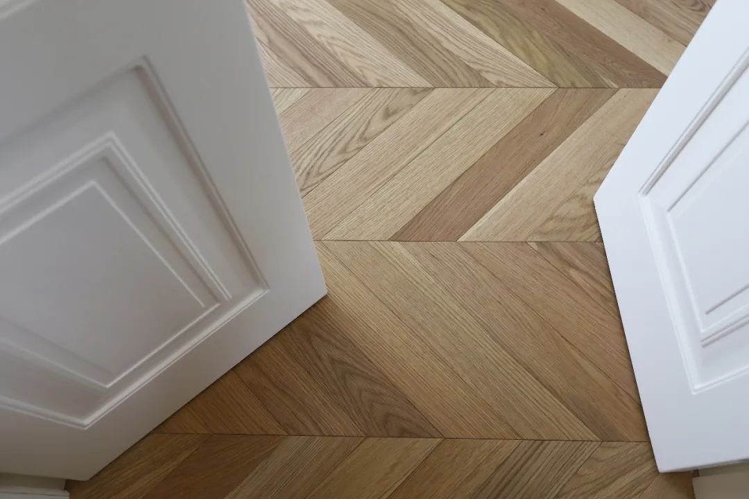 【】小户型也不将就！她把56㎡装成优雅法式风单身公寓，一眼就爱了！