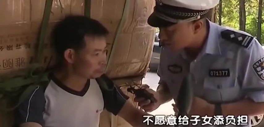 豆瓣|豆瓣9.3，笑到头掉！没见过这么不正经的国产节目