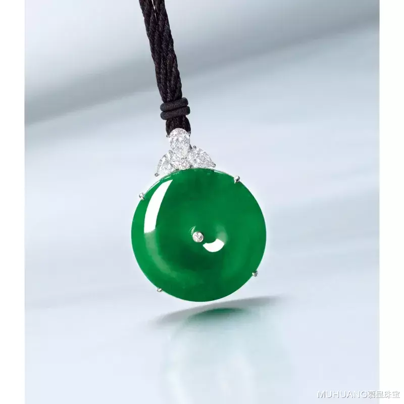 翡翠|2020年四大春拍落槌,翡翠类最高成交高达8070万港元!