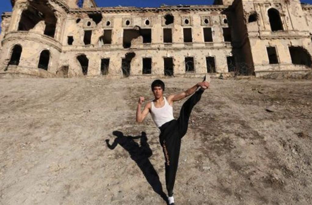 【李小龙】李小龙转世到了阿富汗, 一模一样! 已被影视公司签约!