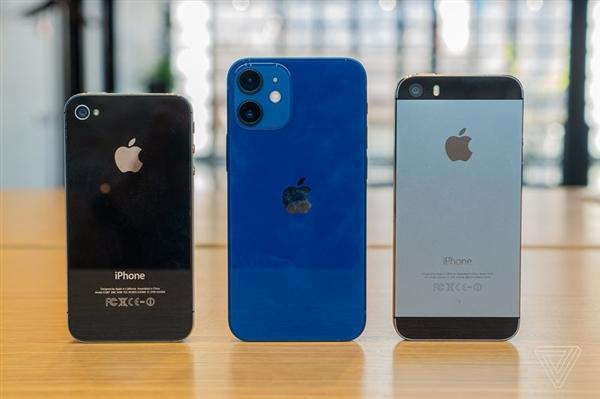 |iPhone 12 mini、12 Pro Max真机对比图赏：尺寸直观感受下