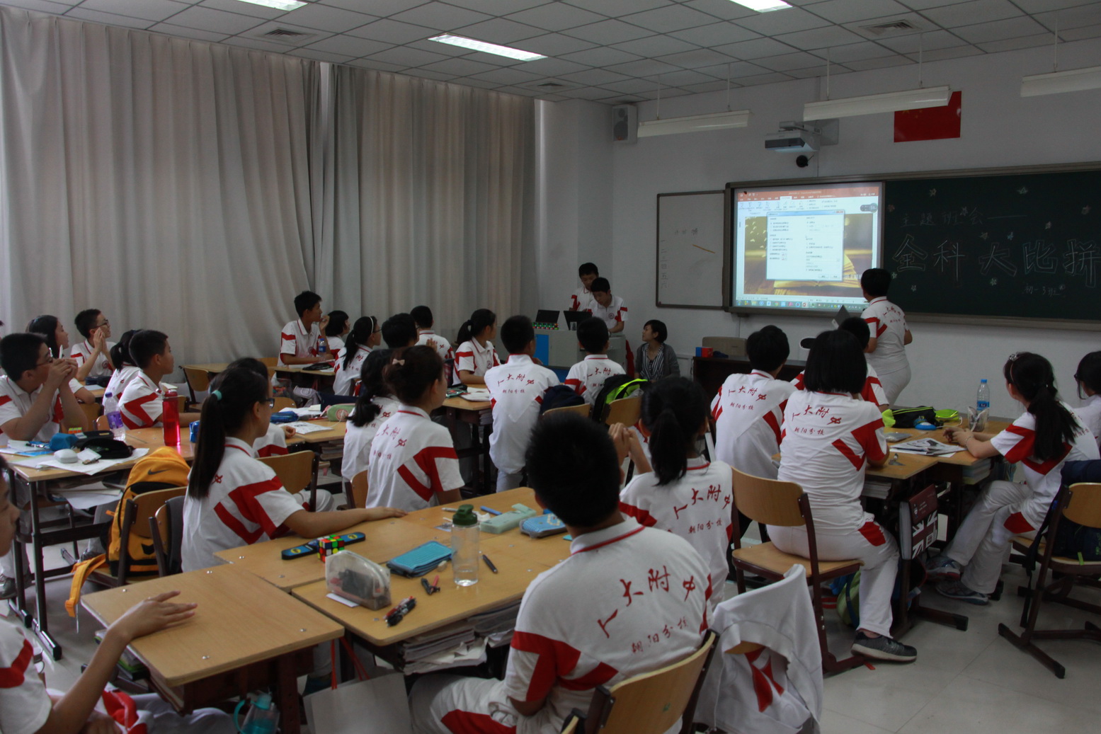 中小学|为什么初中辍学的人都很开心，高中基本没人辍学？原因很现实