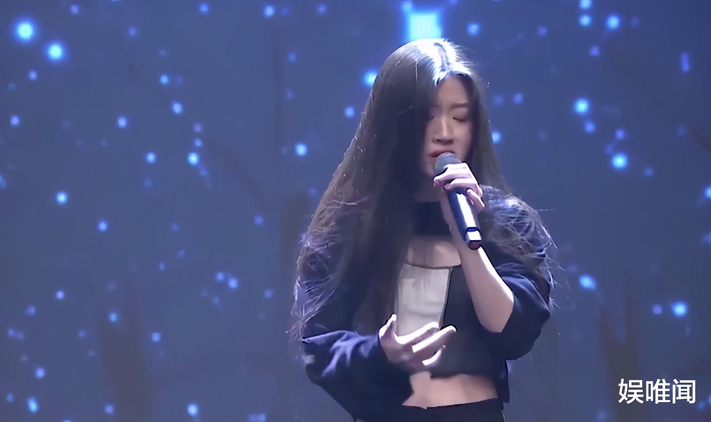 单依纯|《好声音2020》单依纯出现低级失误，参加新节目，连歌词都忘了