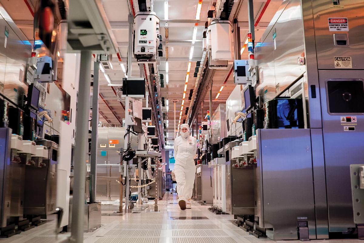 |美国芯片行业陷入焦虑 计划回归本土生产