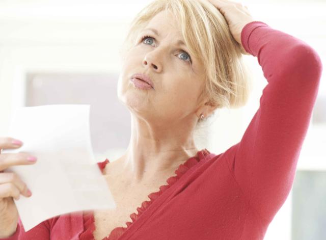 衰老■女人开始步入更年期时，身体往往有4个标志，希望你没有