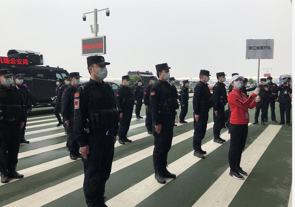 #贵州#大年初一逆行出征武汉!刚刚,他们落地杭州!全员归来!