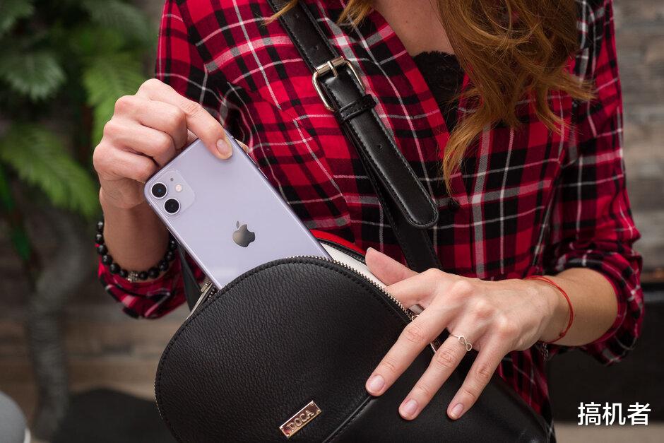 「iphone11」外媒列出今年最佳7款手机:华为P40Pro落榜,iPhone11排第3