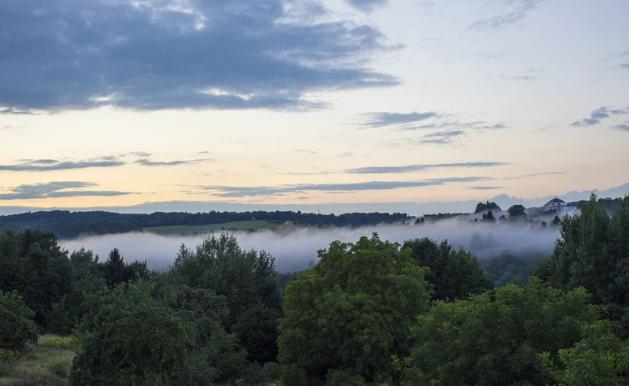 旧爱|10月，情缘一生，桃花一命，再次重逢旧爱，余生更是爱得痴迷的3大生肖