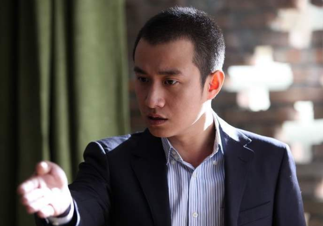 黄圣依|一把“王炸打成烂牌”的4位艺人,本来可以成为一线,如今却混到这地步