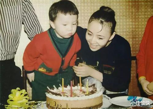 宋丹丹|离婚后想要自杀,突然来电:你先别死了,先到我家来擦地吧