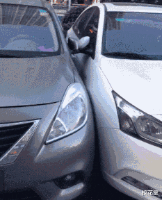 |妹子，你们头上戴着钢丝球在哪买的？哈哈