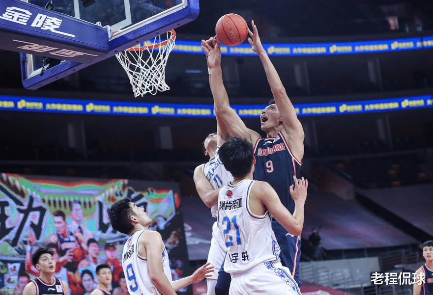 「易建联」被易建联防到7中1!国手两场46+28后变纸老虎 姚明曾重点培养他