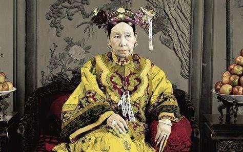 名臣名将|清代女子因难产昏厥，误认已死入棺下葬，200年后墓中景象凄惨