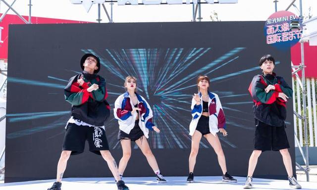 音乐节|从征战秋名山到燃爆音乐节，五菱神车离你实在太近，安排？