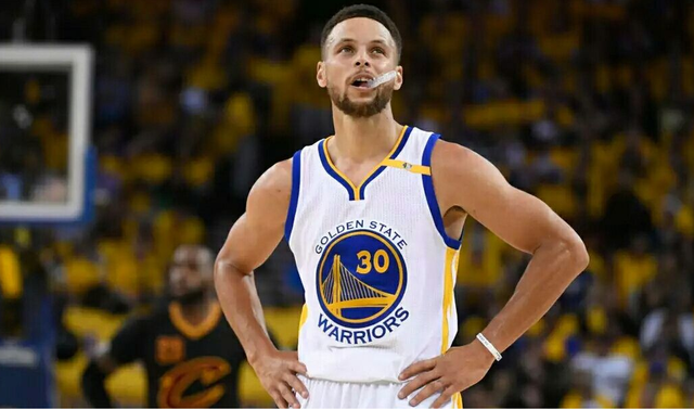 斯蒂芬·库里|库里坦言:如今联盟除了詹姆斯,只有两人比我强