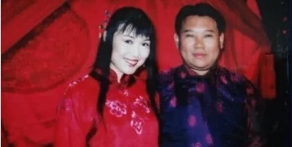 [郭德纲]她是郭德纲前妻，嫌郭德纲穷撇下4岁郭麒麟远走日本，现在过得如何？