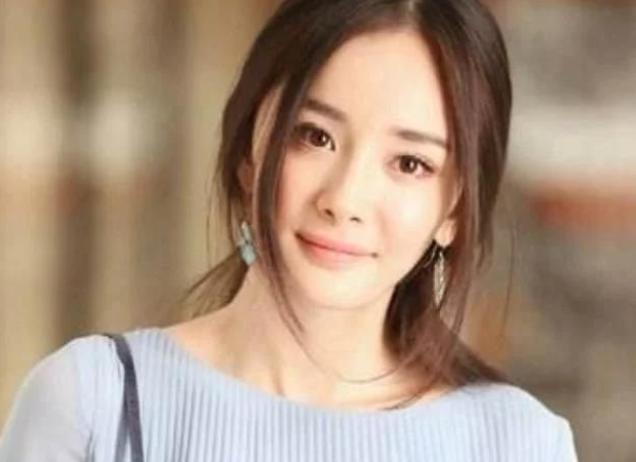 成龙|成龙从不碰的3   个女星：第1位是不好意思下手，最后一位是不敢下手