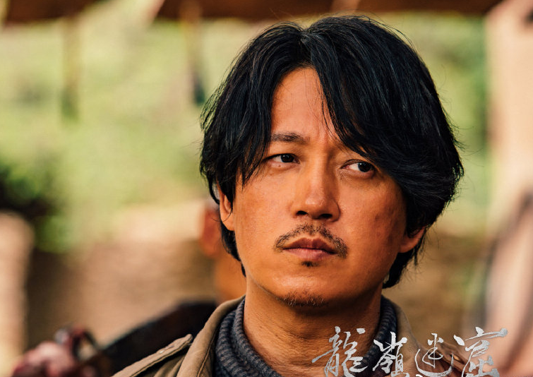 云南虫谷@《云南虫谷》先导片,潘粤明穿上雨衣像换了个人,瘦了更帅!