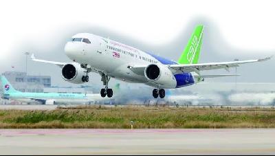 特朗普：希望中国买航空发动机