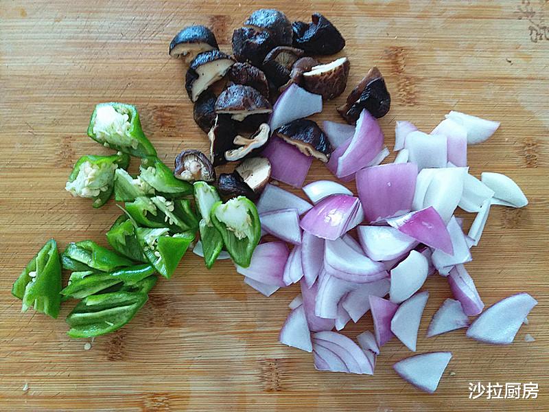 洋葱▲5月多吃此菜,比肉还好吃,清肠排毒,软化血管,早吃早受益