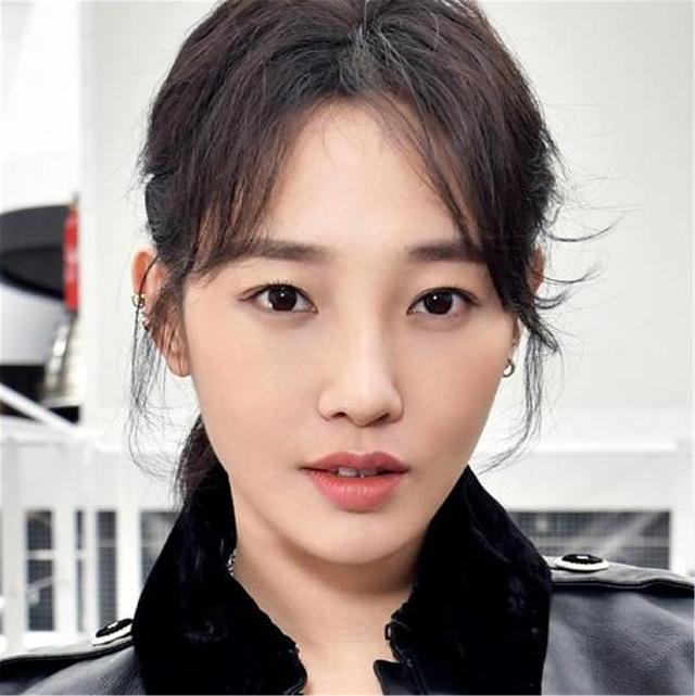 白百何|白百何凉得不冤！与陈羽凡婚姻实为“小三”转正，离婚再当第三者