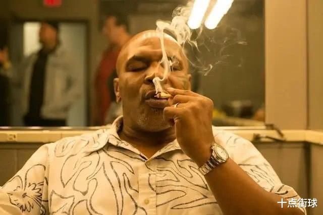 迈克·泰森▲泰森复出真为了1.4亿出场费?错!如今开大麻农场保底月入四百万