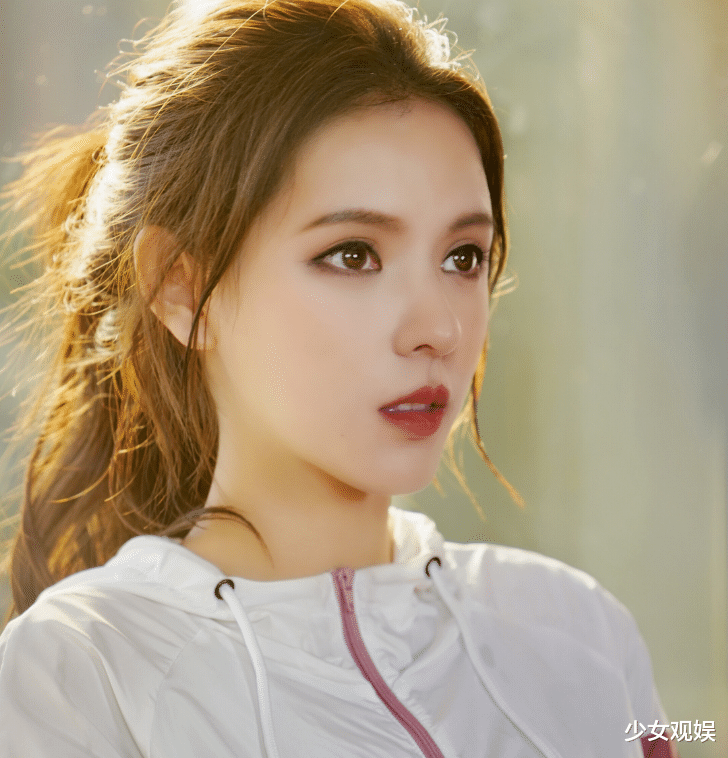 『韫色过浓』《韫色过浓》集数已更新，开播9天播放就超3.6亿，刷看4集不想停