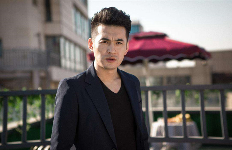 欢乐喜剧人@《欢乐喜剧人》4季冠军, 2人爆火2人消失,让人感叹