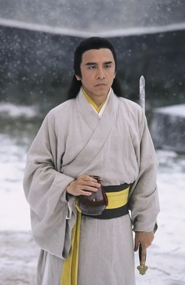 尔冬升|“毒舌”尔冬升的演员母亲：一生未演过女主角，却生了3个男主角